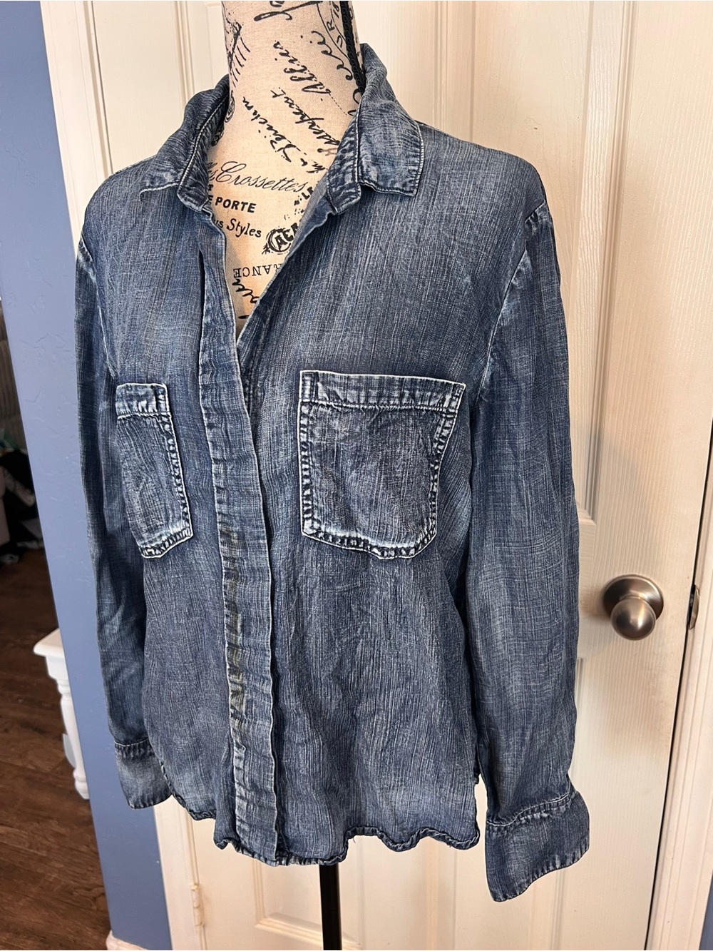 Side Stitch 100% Tencel Button Down Shirt Long Sleeve Dual Pockets Blue Size L